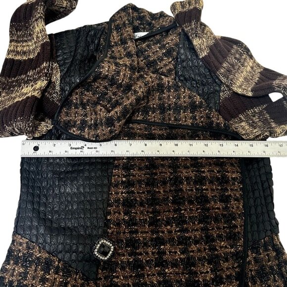Aris A USA Black Brown Mixed Media Tweed Knit Faux leather Womens Cardigan Sz M - Picture 11 of 12
